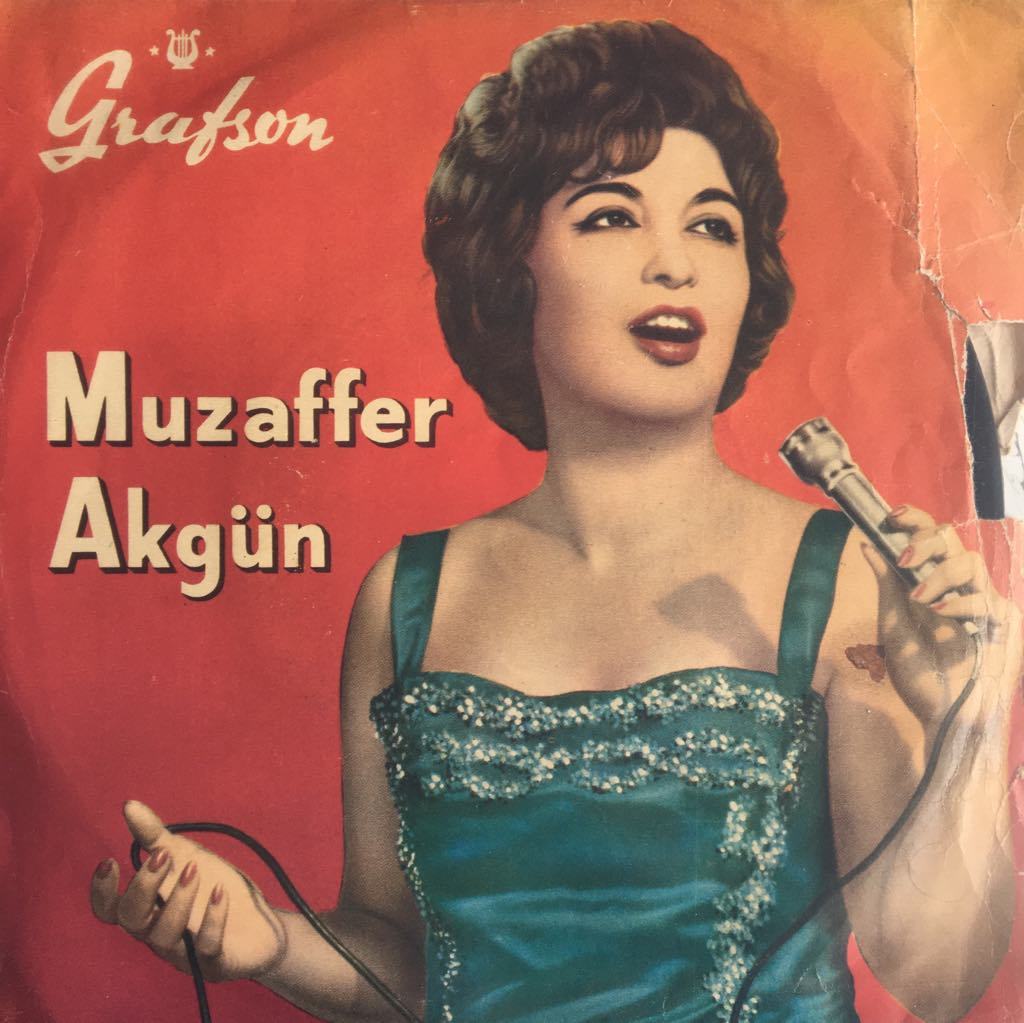 Muzaffer Akgün Ben Bir Yeşil Fenerim 45lik