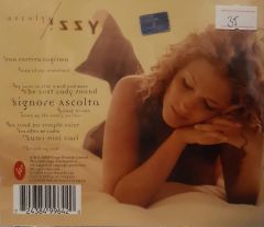 İzzy Ascolta CD