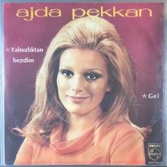 Ajda Pekkan Gel 45 lik