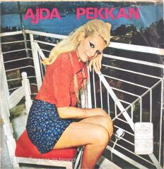 Ajda Pekkan Ve Durul Gence 5'lisi -  Oyalama Beni/Saklanbaç - 45'lik