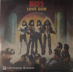 Kiss Love Gun LP