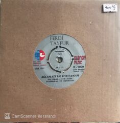 Ferdi Tayfur - Yadeller/Ağlamazsam Uyuyamam - 45'lik