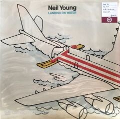 Neil Young Landing on Water LP
