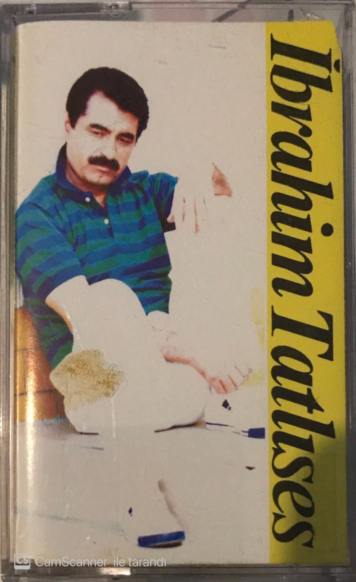 İbrahim Tatlıses - Gülümse biraz KASET