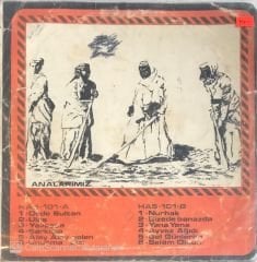 Zülfü Livaneli Yasaklı İlk Longplay'i - Devrim Marşları LP