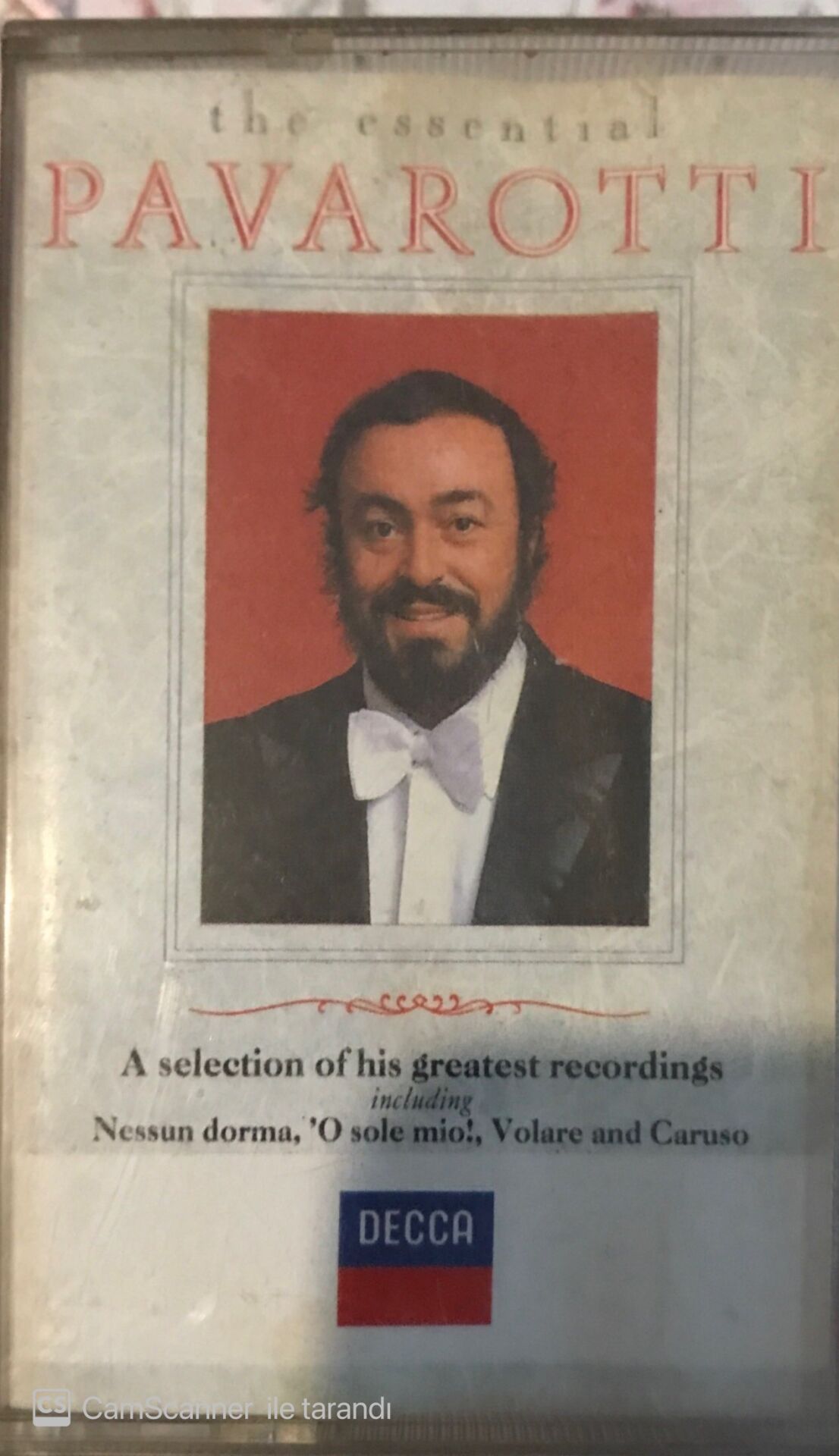 The Essential Pavarotti KASET