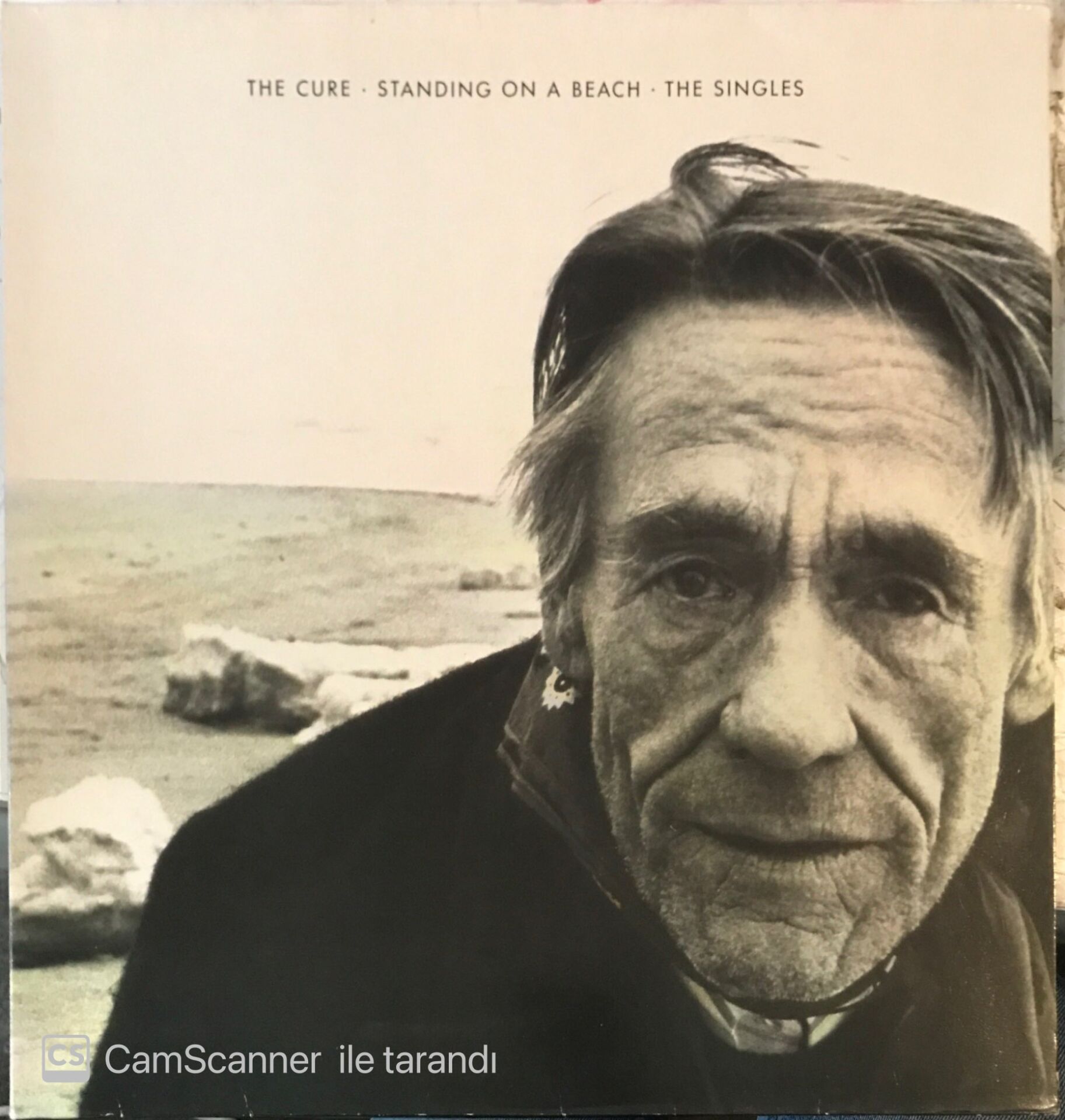The Cure - Standing On A Beach - The Singles LP