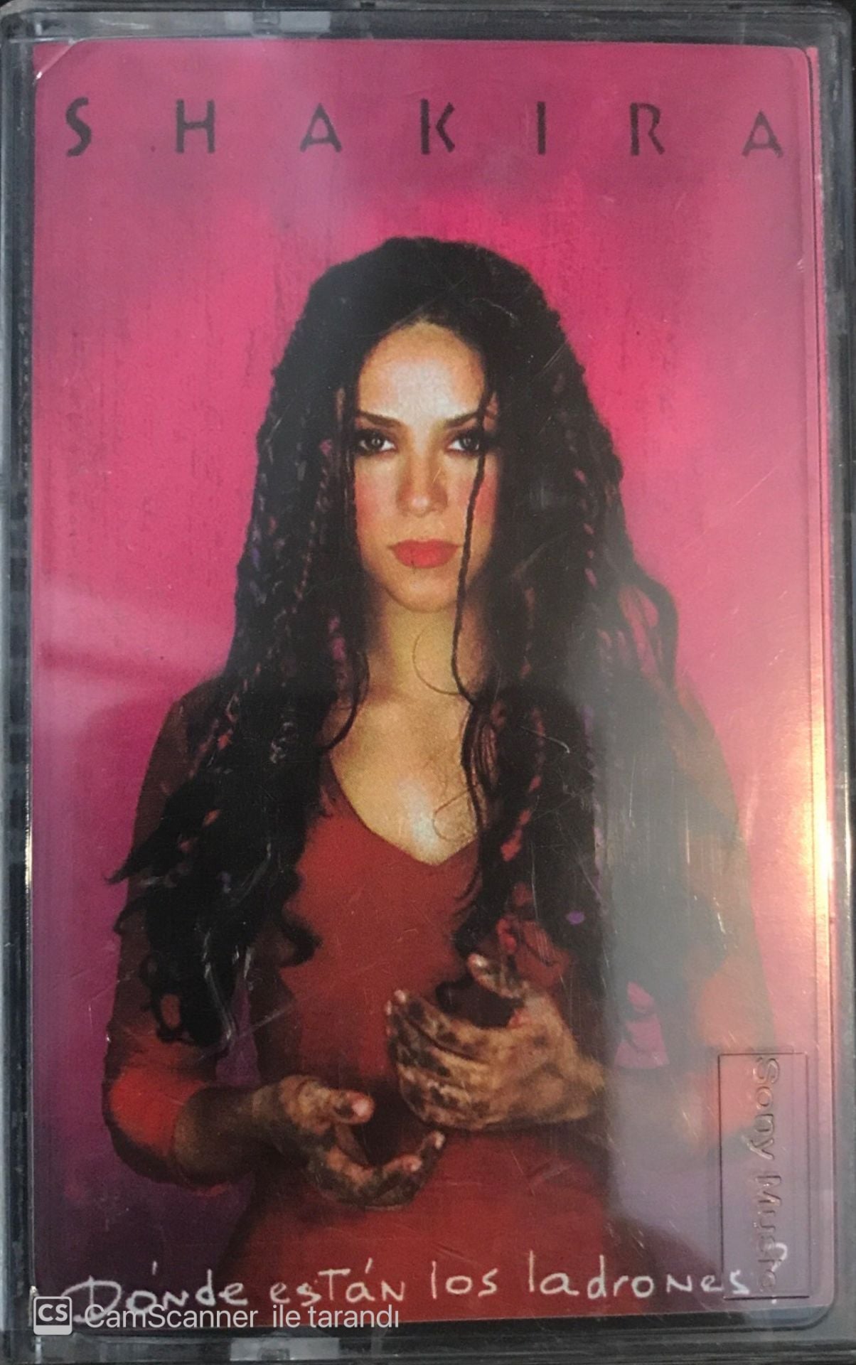 Shakira- Donde Estan Los Ladrones KASET