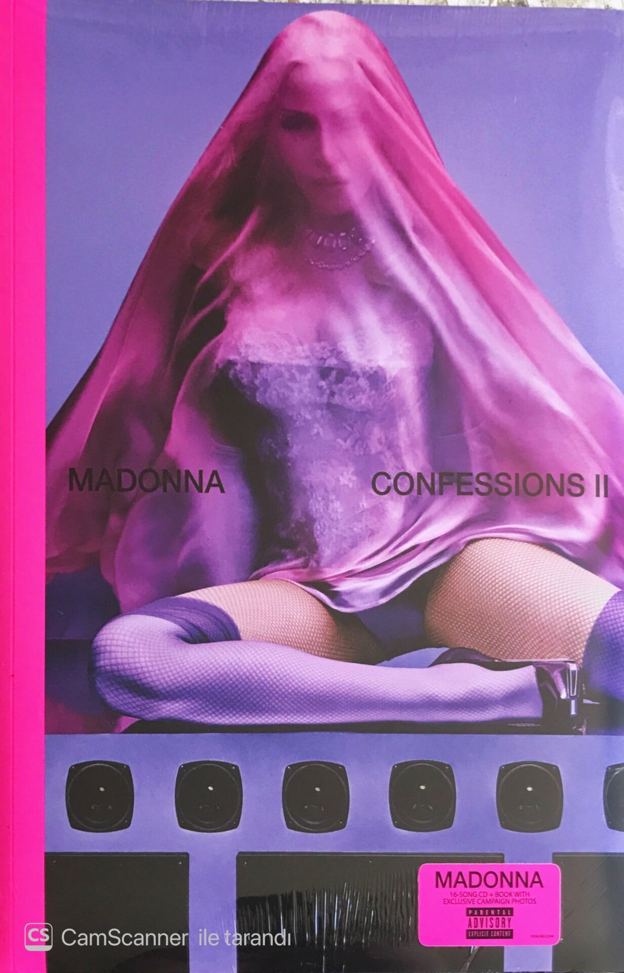 Madonna - Confessions II ( 16 Song CD + Book With Exclusive Campaign Photos ) - CD