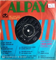 Alpay - Aşk Böyledir/Gönüllerde Bahar - 45'lik