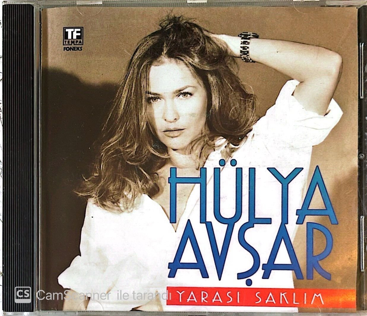 Hülya Avşar Yarası Saklım CD