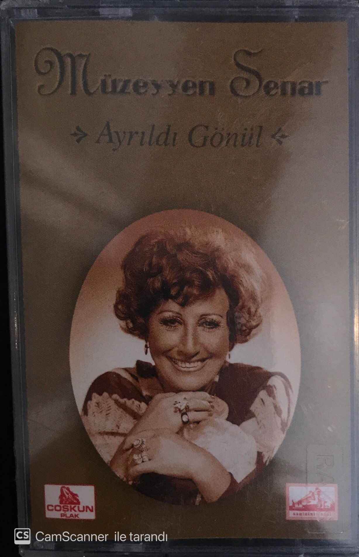 Müzeyyen Senar - Ayrıldı Gönül KASET