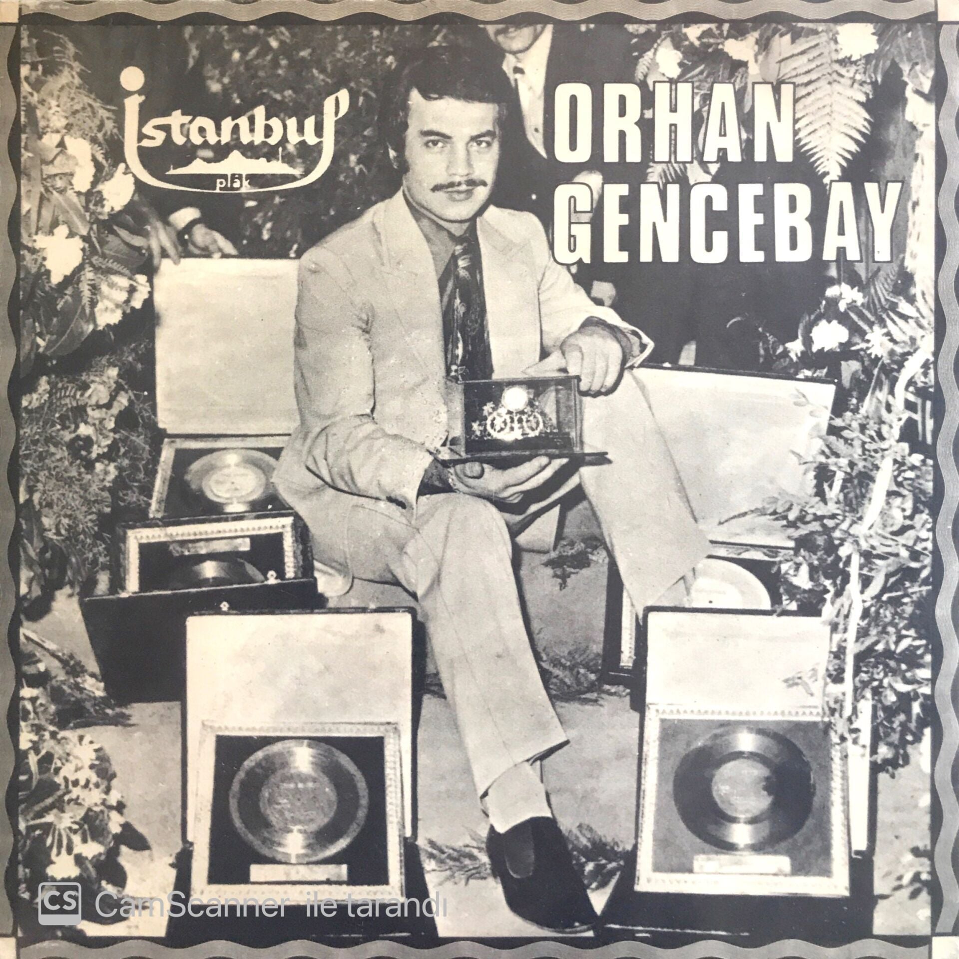 Orhan Gencebay Sevenler Mesut Olmaz 45lik