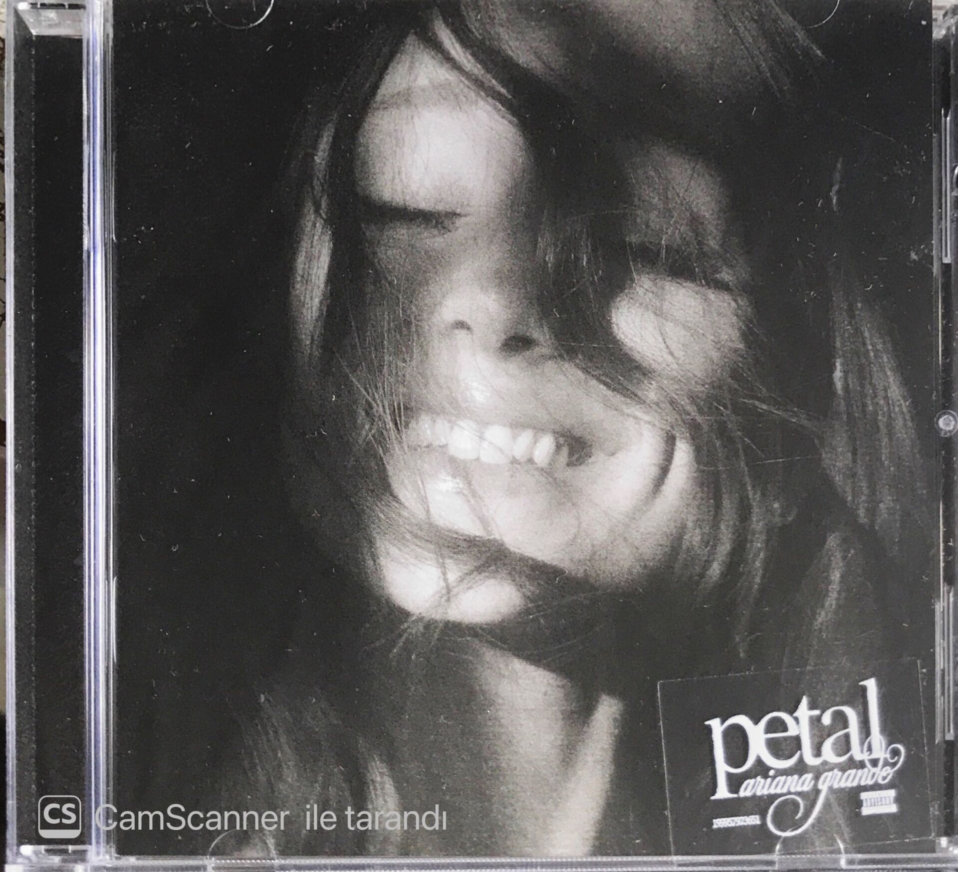 Ariana Grande - Petal - CD