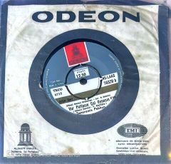 Semiramis Pekkan Vur Patlasın Çal Oynasın 45lik