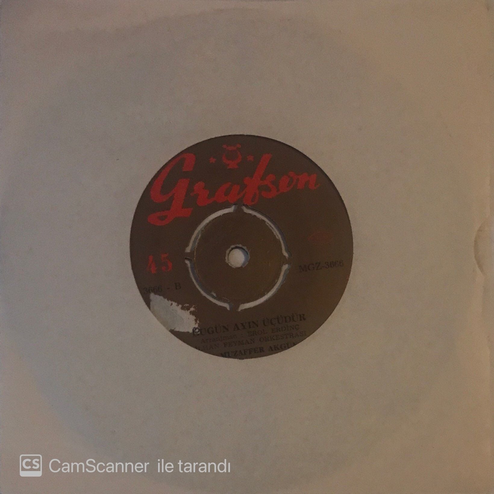 Muzaffer Akgün Bugün Ayın Üçüdür 45lik