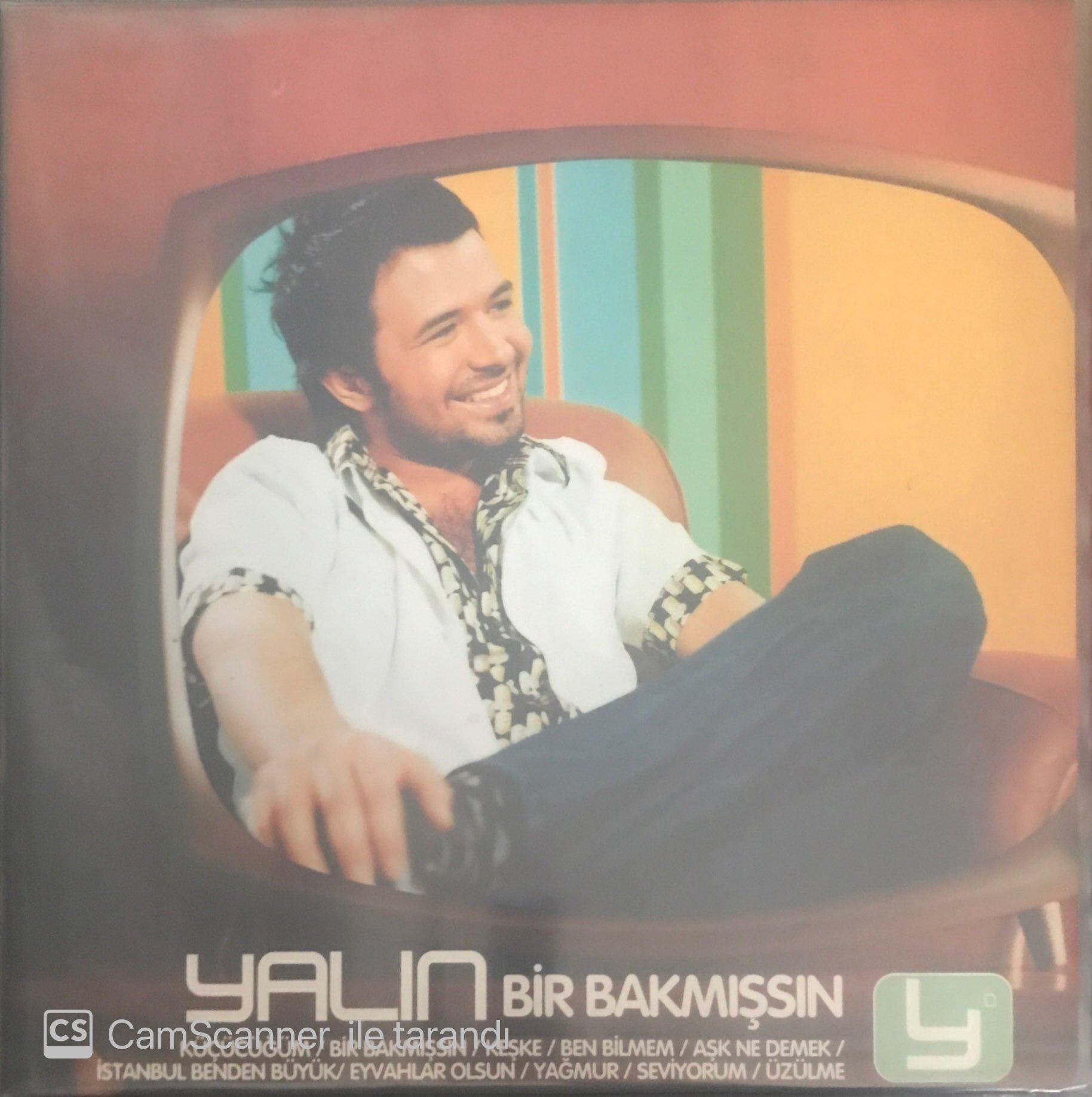 Yalın - Bir Bakmışsın LP