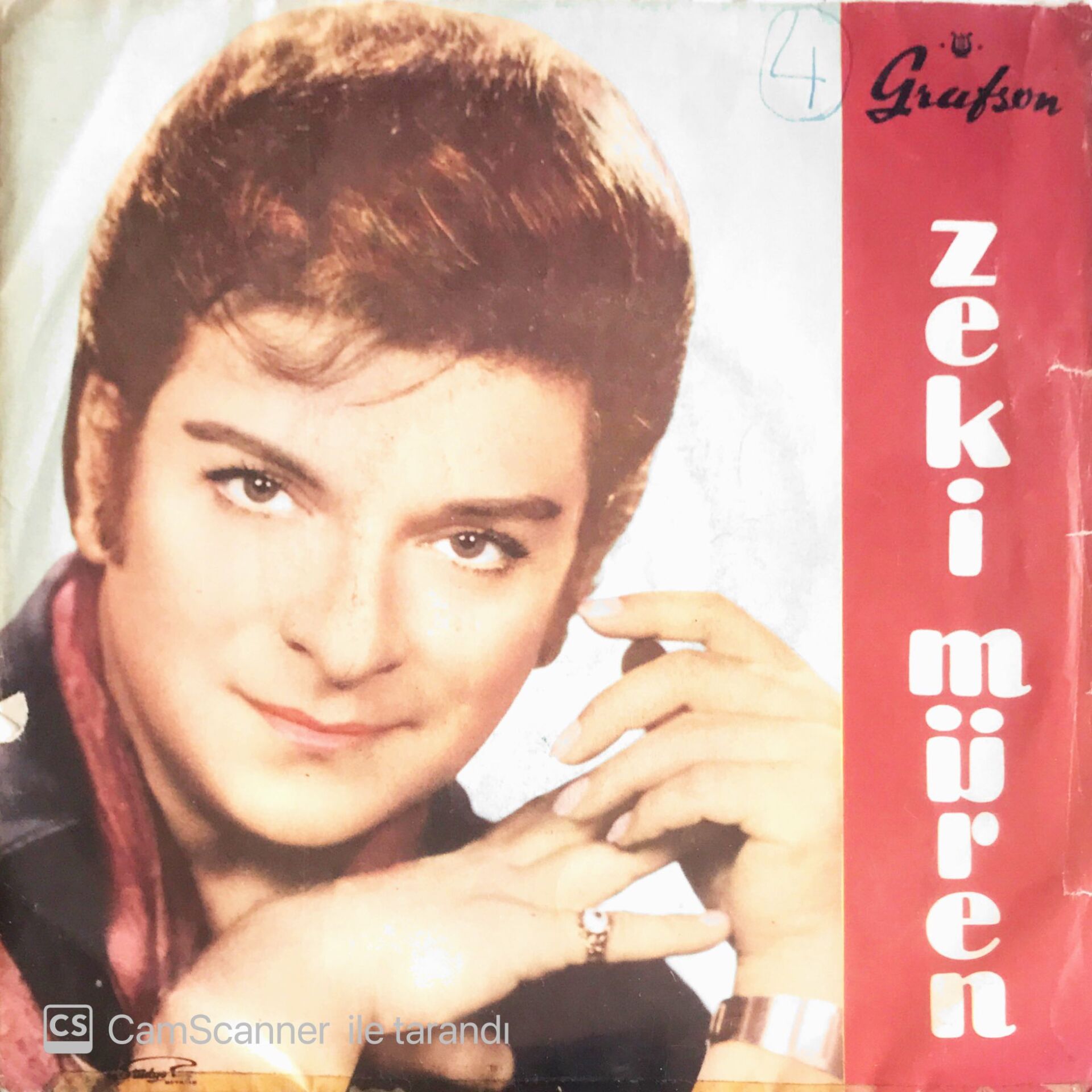 Zeki Müren : Aşkın Kanunu - Ömrümce Adım Adım - Kapat Şu Pencereni/Arım Balım Peteğim - Aşktan Da Üstün-Gökyüzünde Yalnız Gezen Yıldızlar - 45'lik