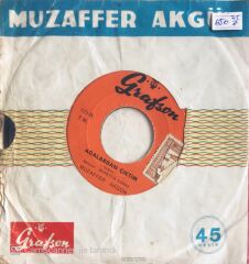 Muzaffer Akgün - Adalardan Çıktım/Felek Vurdu Taş İle - 45'lik