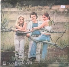 Zafer Banu ve Hülya LP