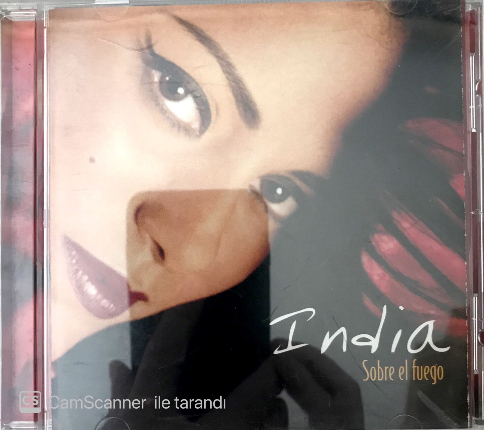 India - Sobre el Fuego CD