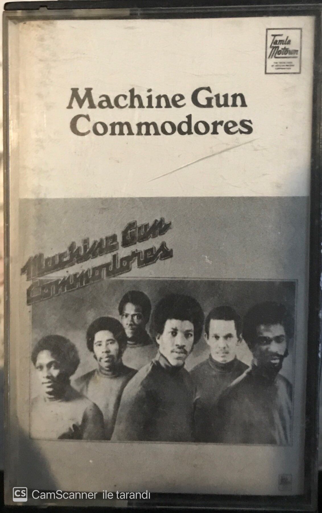 Machine Gun - Commodores KASET