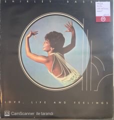 Shirley Bassey - Love Life And Feelings LP
