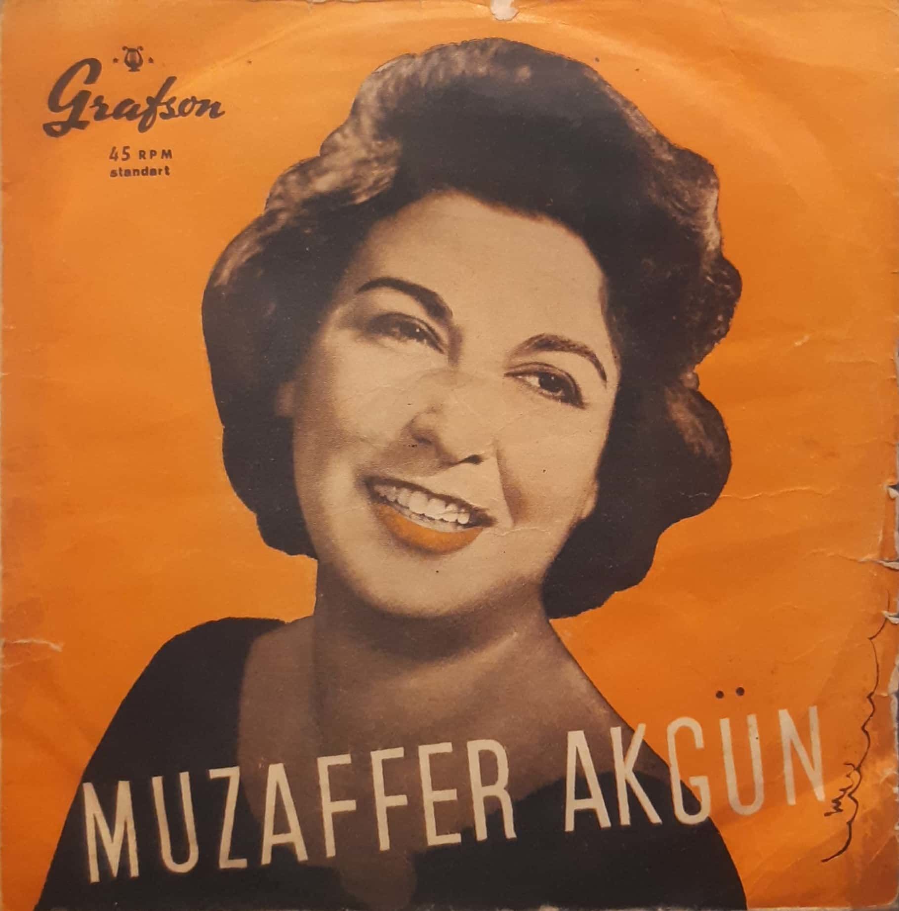 Muzaffer Akgün Yine Gördüm 45lik