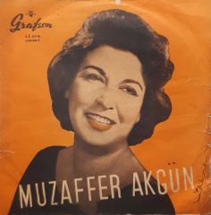 Muzaffer Akgün Yine Gördüm 45lik