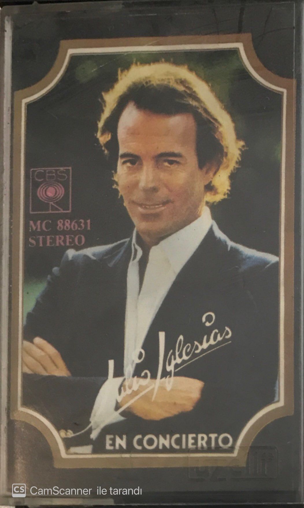 Julio Iglesias En Concerto Vol. 1 KASET