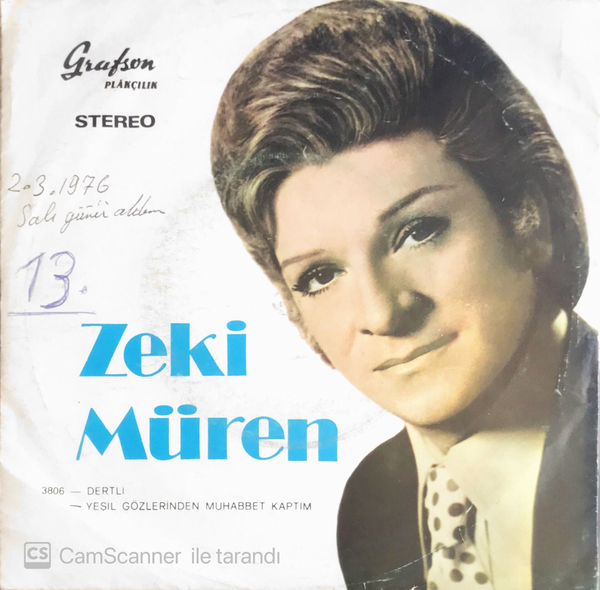 Zeki Müren - Dertli/Yeşil Gözlerinden Muhabbet Kaptım - 45'lik