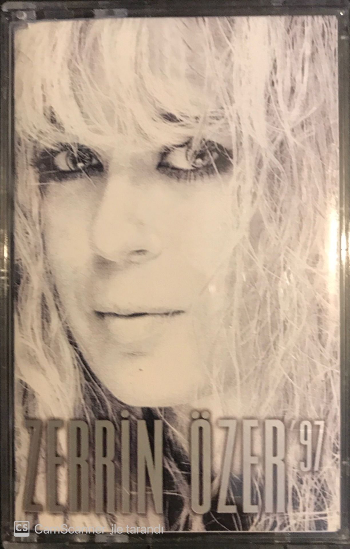 Zerrin Özer - 97   KASET