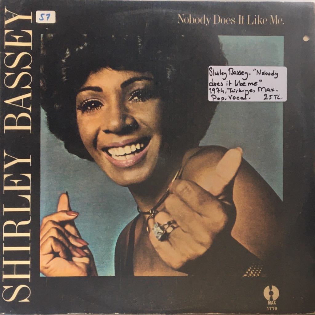 Shirley Bassey Nobody Does It Like Me LP