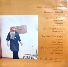 Ülkü Aker / Gülünce Gözlerinin İçi Gülüyor LP