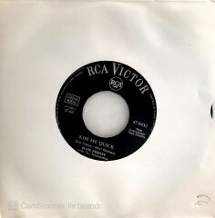 Elvis Presley - Kiss Me Quick 45lik