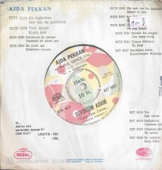 Ajda Pekkan - Boşvermişim Dünyaya/Sevdiğim Adam - 45'lik