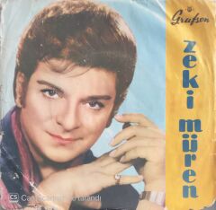 Zeki Müren - Ağla Gitar Çal Gitar/Bir Kerre Bakanlar - 45'lik