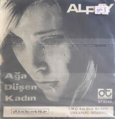 Alpay - Ağa Düşen Kadın/Dağların Gözyaşları - 45'lik