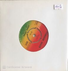 Kamuran Akkor - Aman Aman/Kim Ne Derse Desin - 45'lik