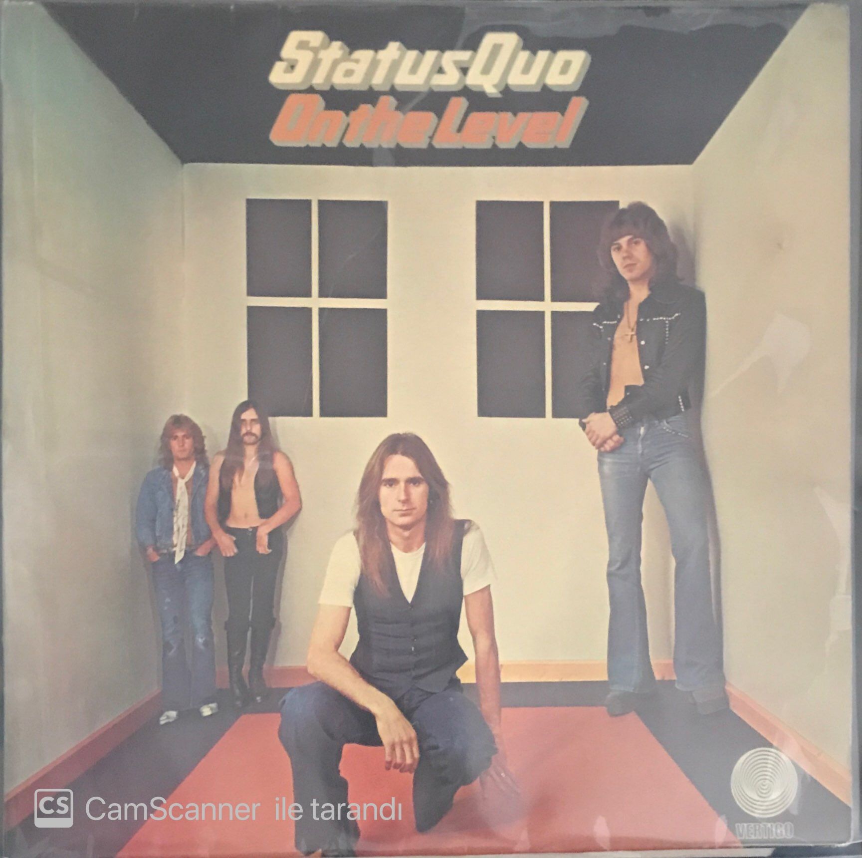 Status Quo On The Level LP