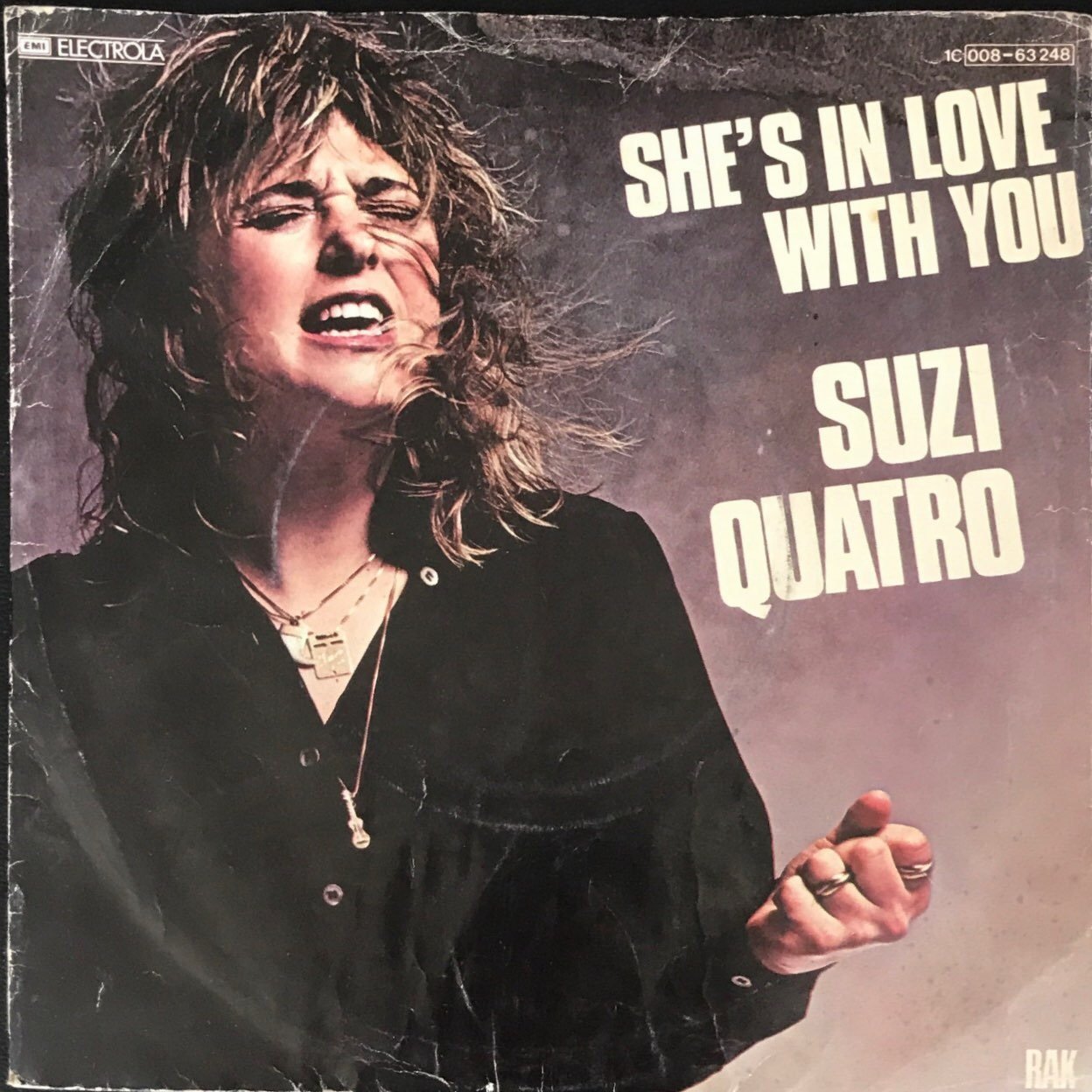 Suzi Quatro She's In Love With You 45lik