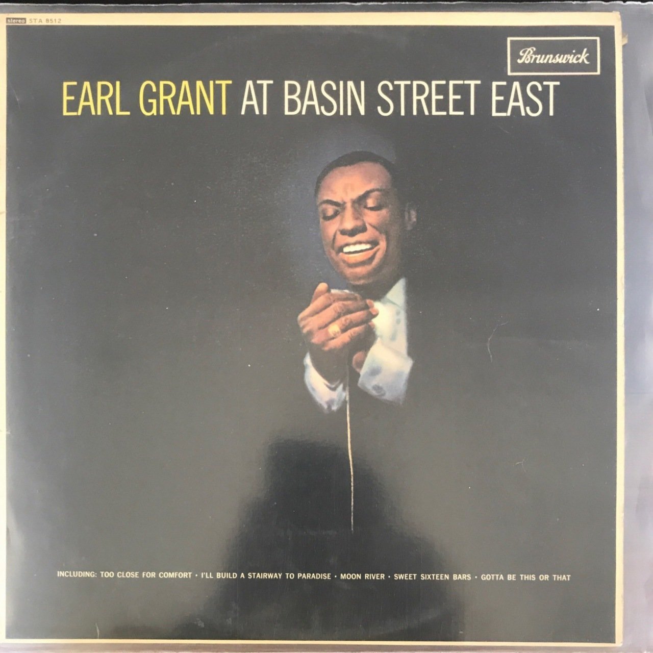 Earl Grant At Basın Street East LP