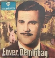 Enver Demirbağ Her Yer Karanlık 45lik