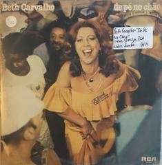 Beth Carvalho De Pe No Chao LP