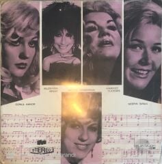 Gönül Akkor - Müzeyyen Senar - Mediha Demirkıran - Hamiyet Yüceses - Nesrin Sipahi LP