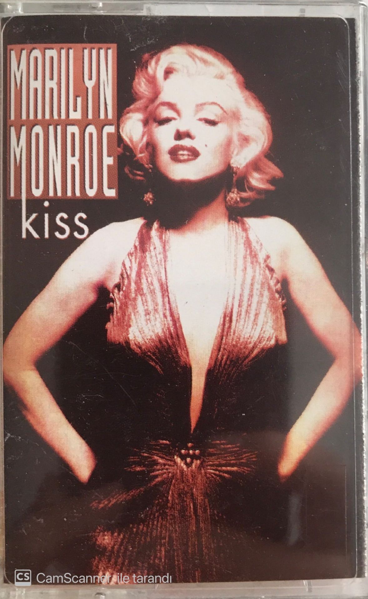 Marilyn Monroe - Kiss KASET