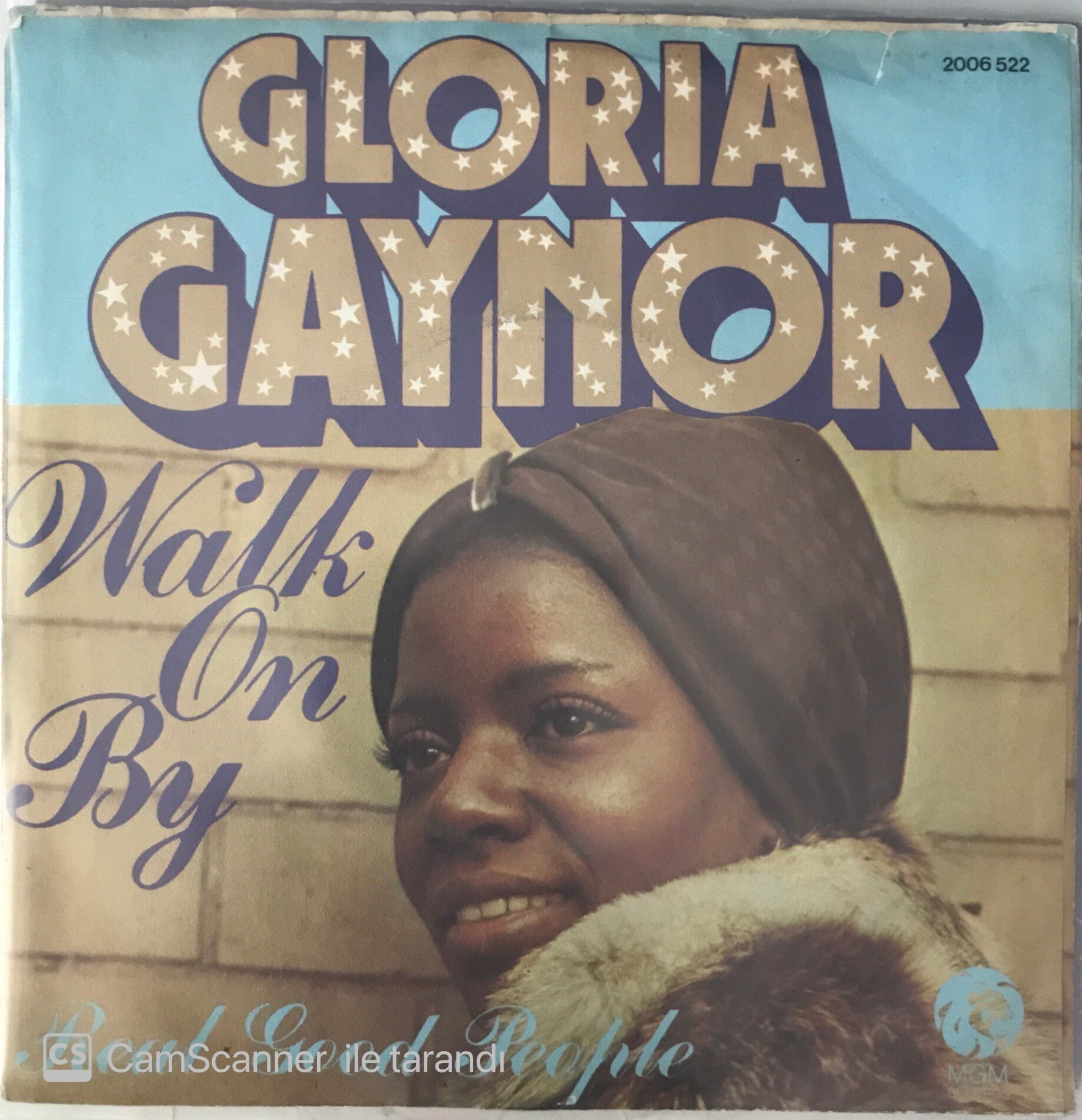 Gloria Gaynor Walk On By 45lik
