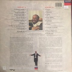 The Essential Pavarotti LP