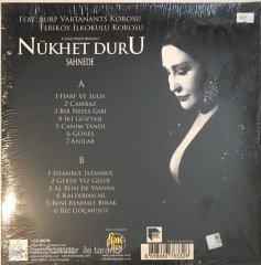 Canlı Performans Nükhet Duru Sahnede LP