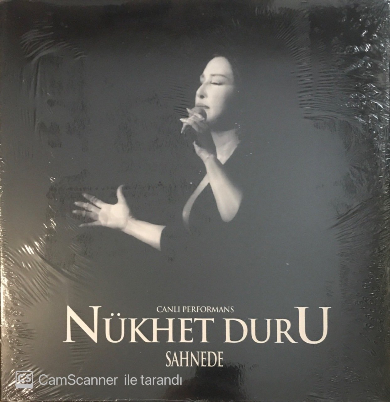Canlı Performans Nükhet Duru Sahnede LP